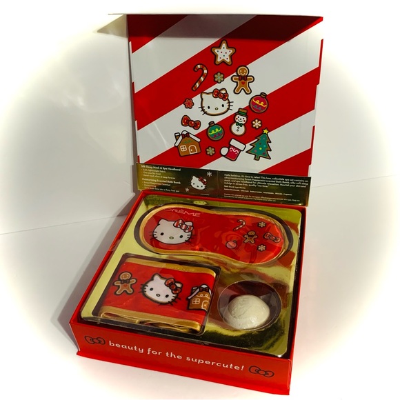 HELLO KITTY "HELLO HOLIDAYS"- 2 x Boxed Spa Gift Set - Picture 4 of 6